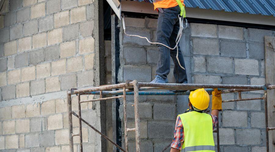 Professional residential roofers in Decker, MT